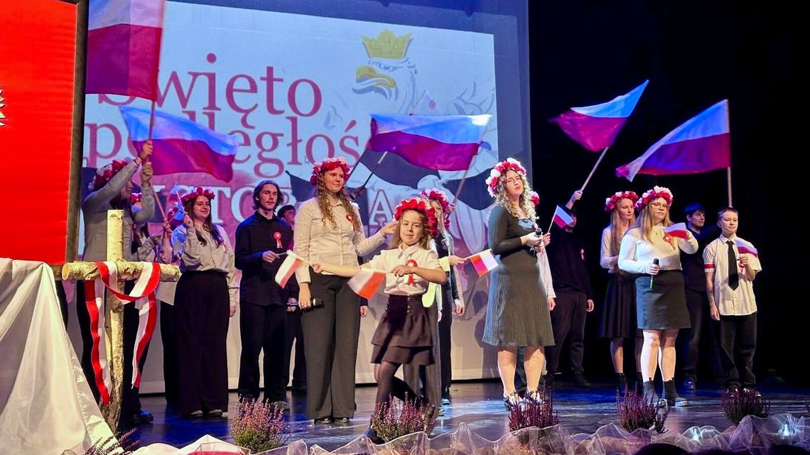 Święto Niepodległości w Braniewie skromniejsze. Wybuch i tragedia mieszkańców przerwały radość