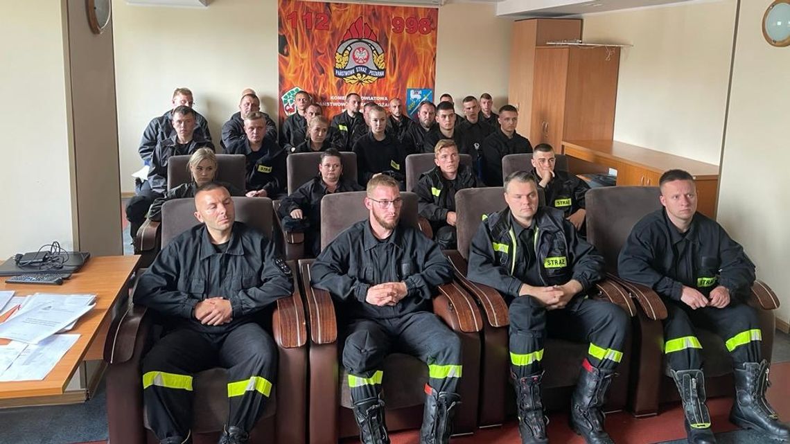 Szkolenie nowych strażaków ochotników