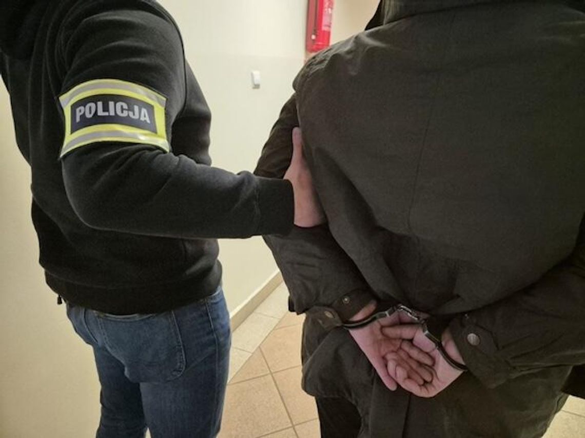 Włamanie w hotelu w Braniewie i ucieczka na Dolny Śląsk. Policja zatrzymała podejrzanego Włamanie w hotelu w Braniewie i ucieczka na Dolny Śląsk. Policja zatrzymała podejrzanego