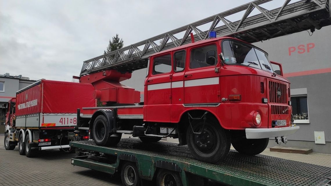 Wozy strażackie pojechały gasić pożary w Ukrainie