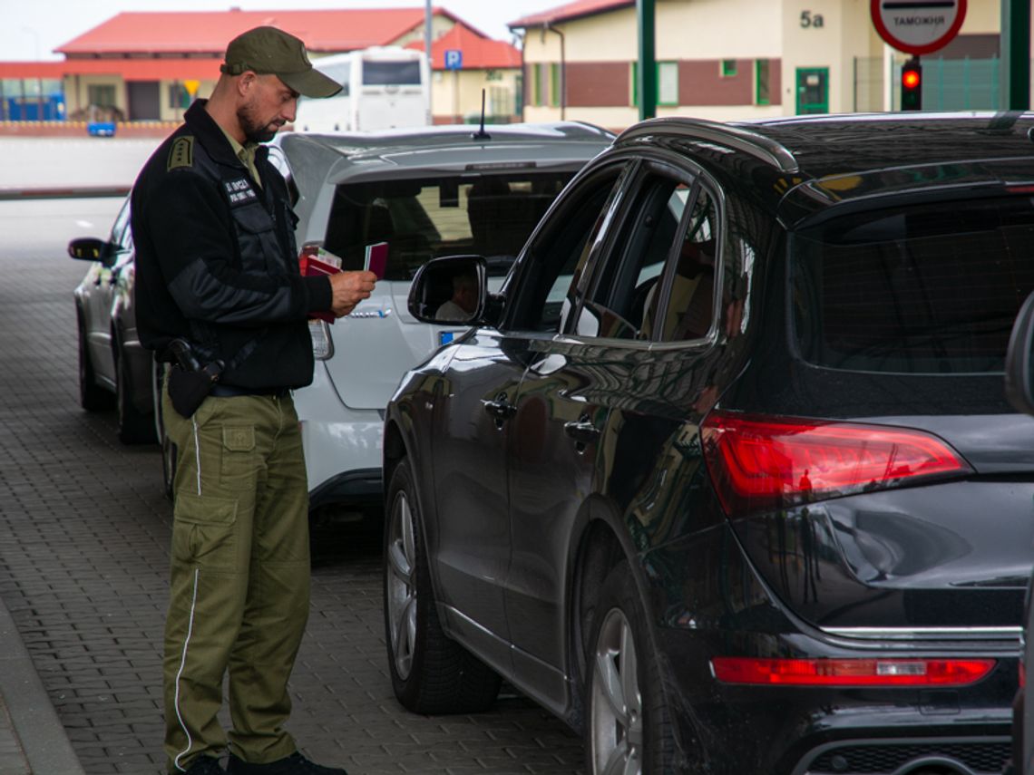 Z podrobioną kartą pobytu próbowała dostać się do Polski