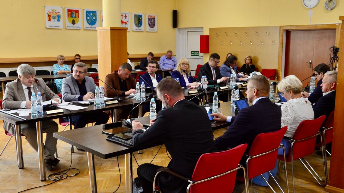 Zarząd Powiatu Braniewskiego z absolutorium i wotum zaufania