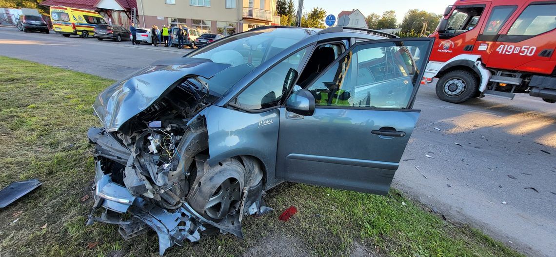Zderzenie dwóch aut. Do kolizji znów doszło na skrzyżowaniu