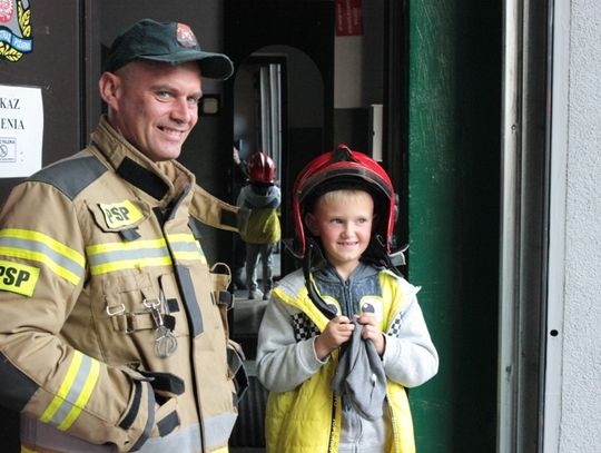 Dzieci z Płoskini odwiedziły braniewskich strażaków
