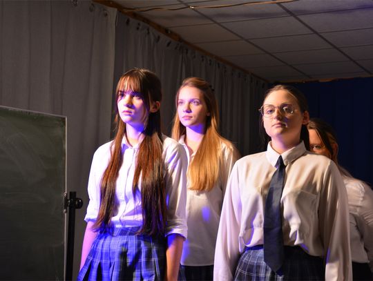 "Stowarzyszenie umarłych poetów" w LO