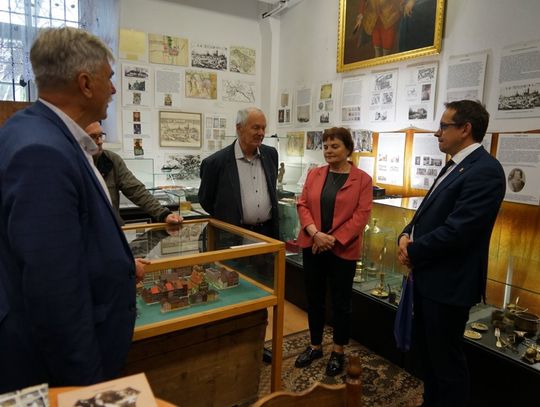 Ważna wizyta w muzeum Ważna wizyta w muzeum