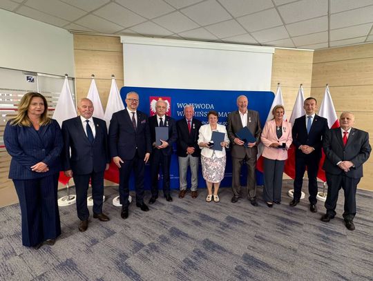 Odznaka dla Tadeusza Janowiaka