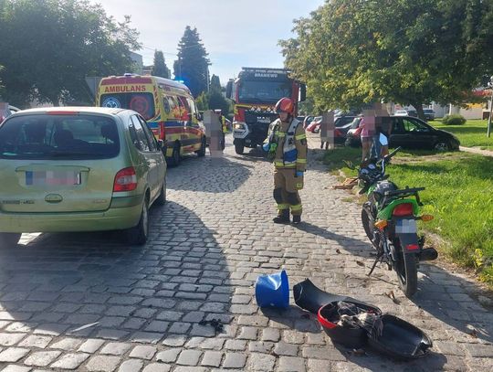 Zderzenie motoroweru z autem